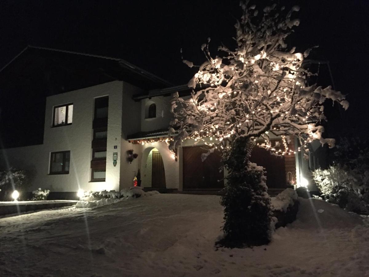 Ferienwohnung Haus Helga Hof bei Salzburg Exterior foto